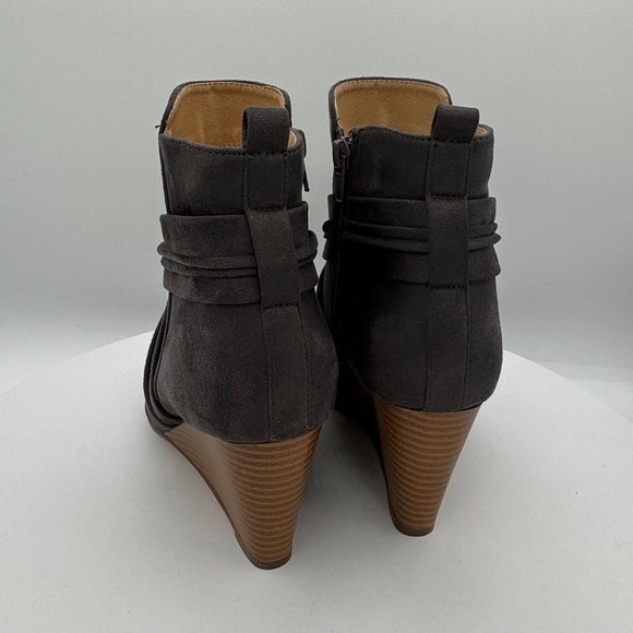 JOURNEE SABEENA WOMENS WEDGE OPEN TOE BOOTIES IN COLOR GREY SIZE 6 NWT - Picture 7 of 9